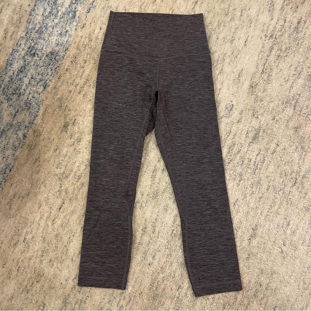 Lululemon Align High Rise Leggings 21” in heathered black (Size 4)